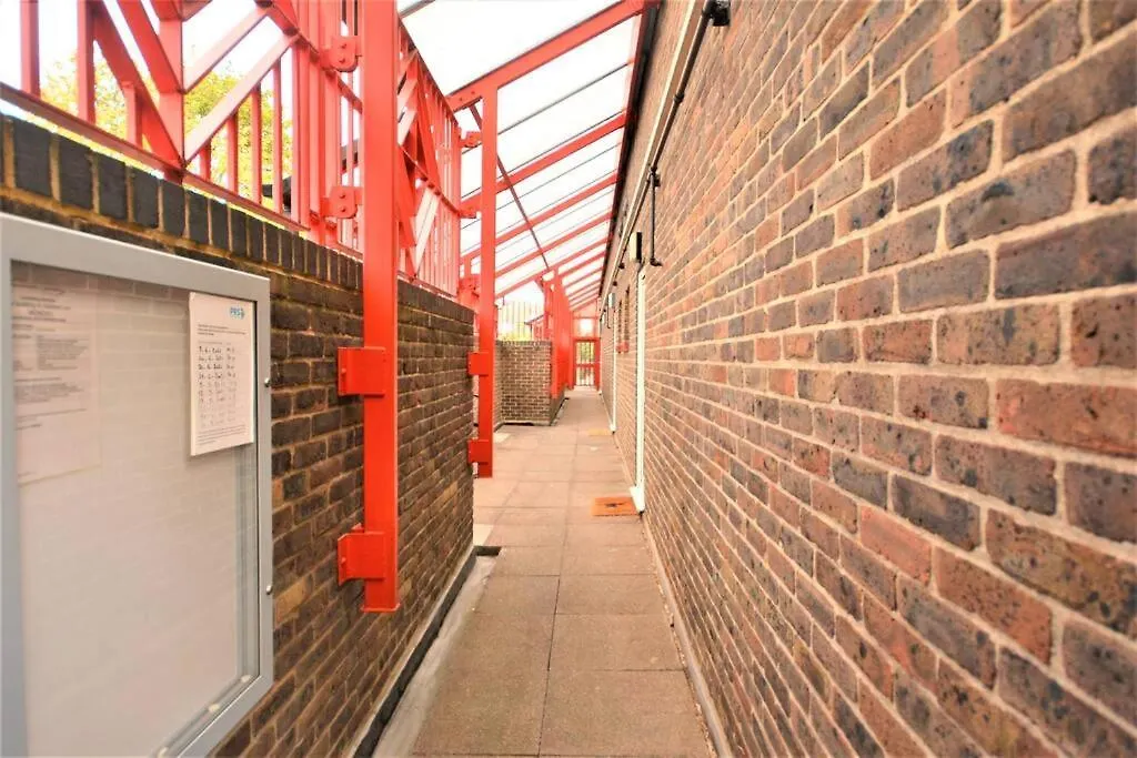 Apartment Spacious 2Bedroom Condo With Patio By Excel Centre London