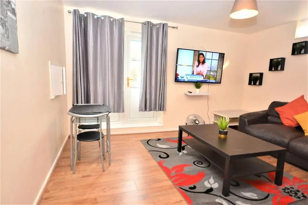 Spacious 2Bedroom Condo With Patio By Excel Centre London 0*,  United Kingdom
